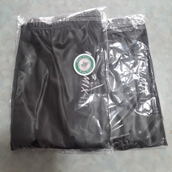 Plus Size Faux Leather Leggings Goth Punk Glam NIP - Picture 4 of 7